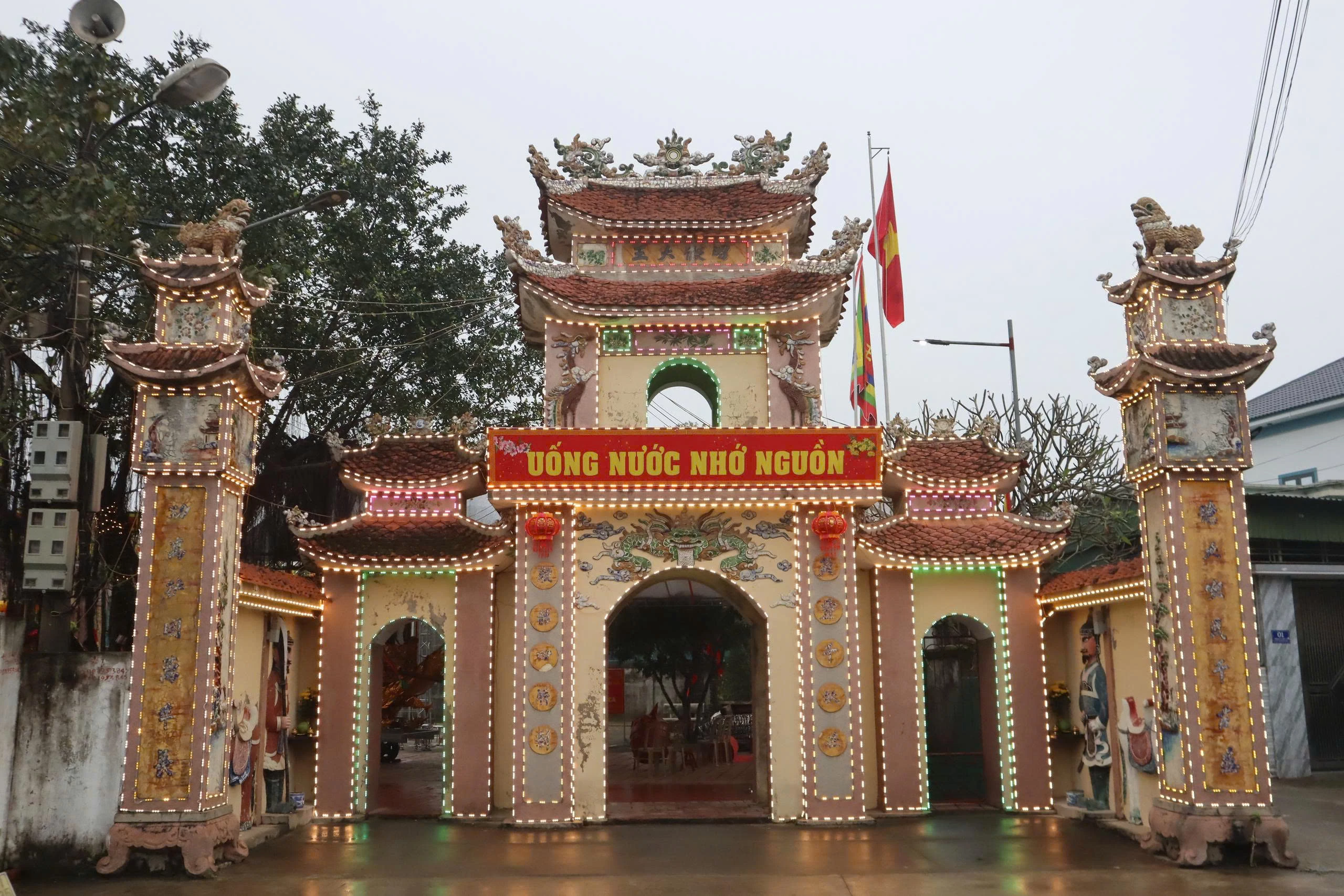 Đền Mai Bảng – Nơi gửi gắm niềm tin của ngư dân biển Cửa Lò